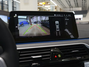 2022Ŀ 535Le M\b п؅^