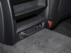 2022Ŀ 535Le M\b п؅^