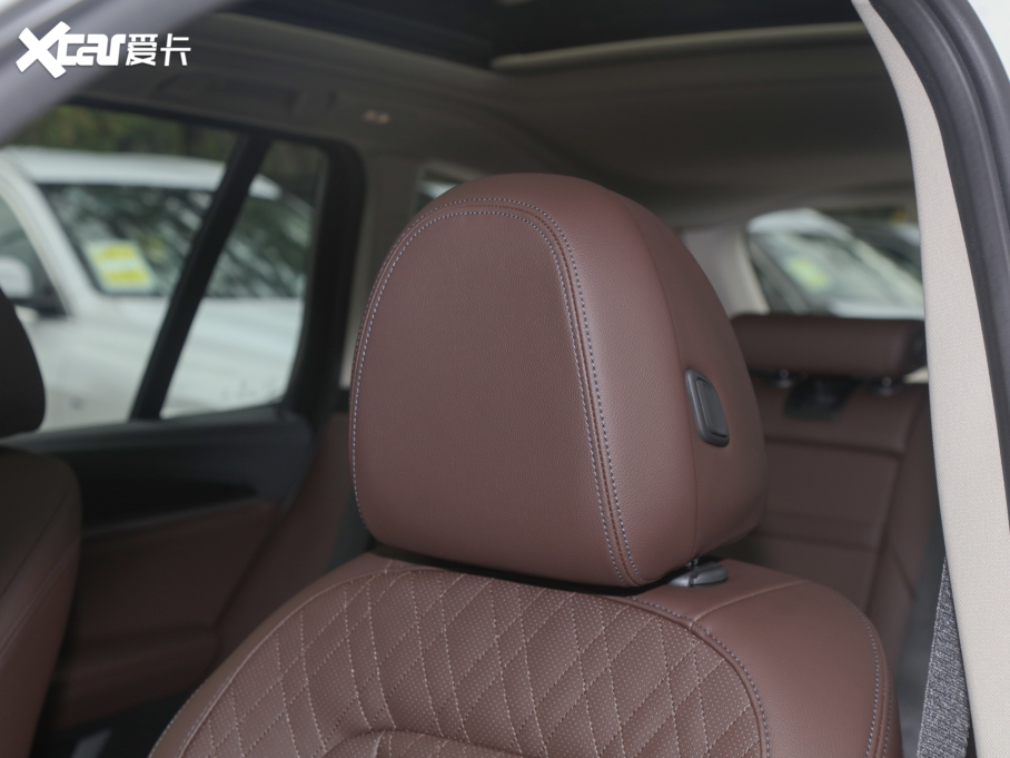 2022��RiX3 �I����