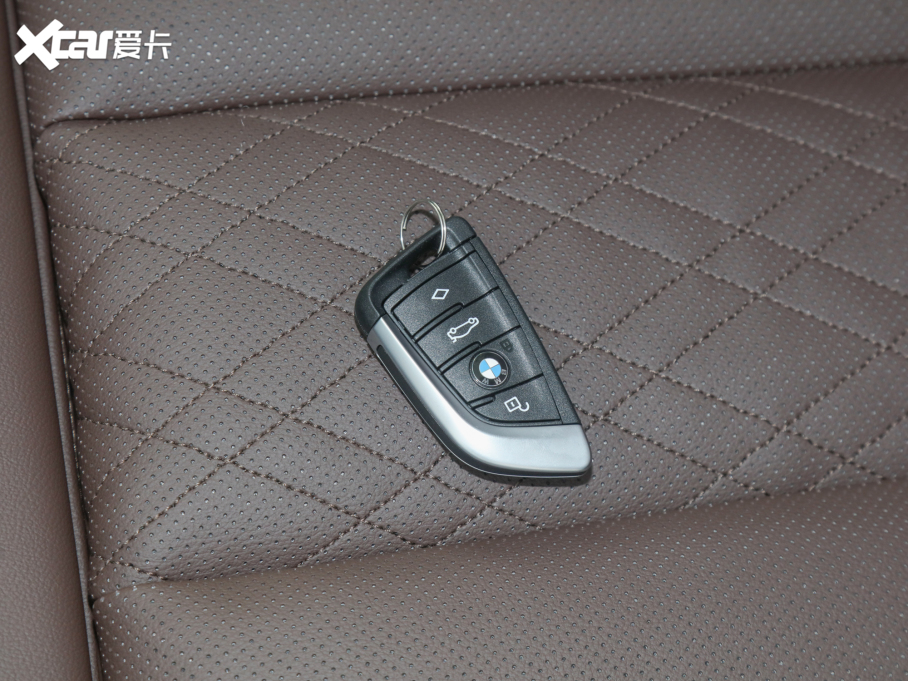 2022��RiX3 �I����