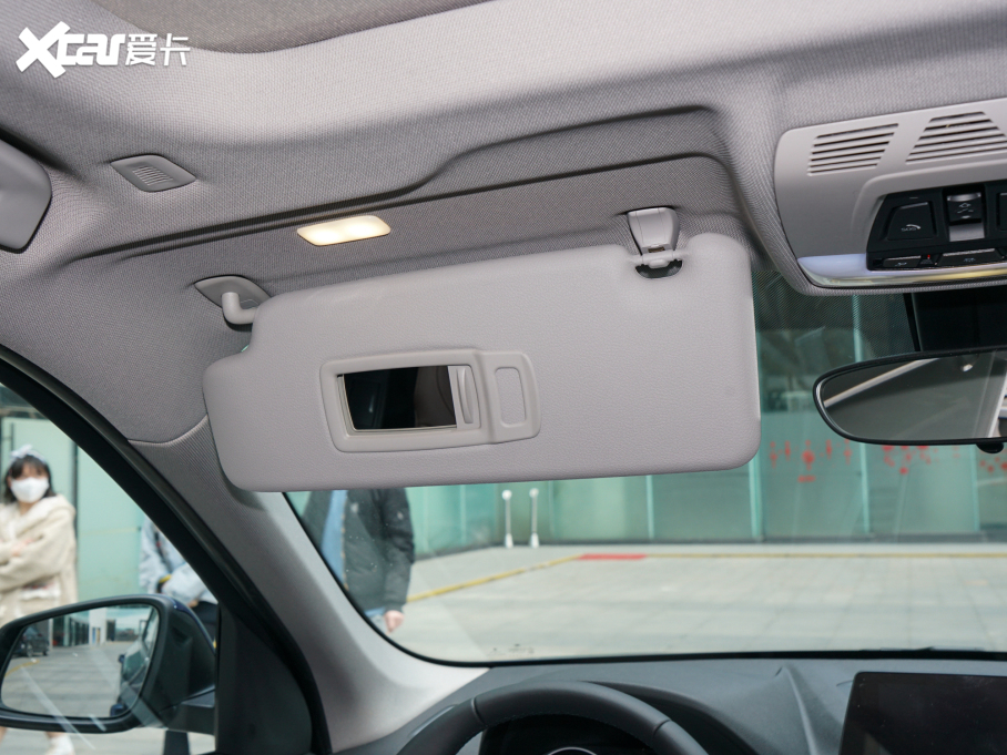 2022��RX1 sDrive20Li �r����