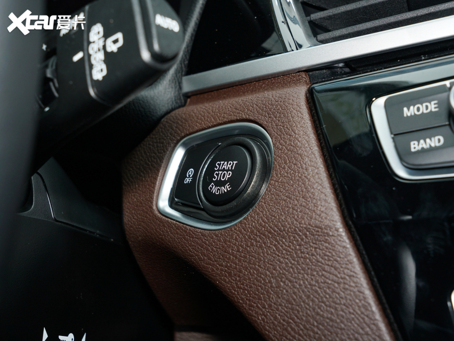 2022RX1 sDrive20Li r(sh)