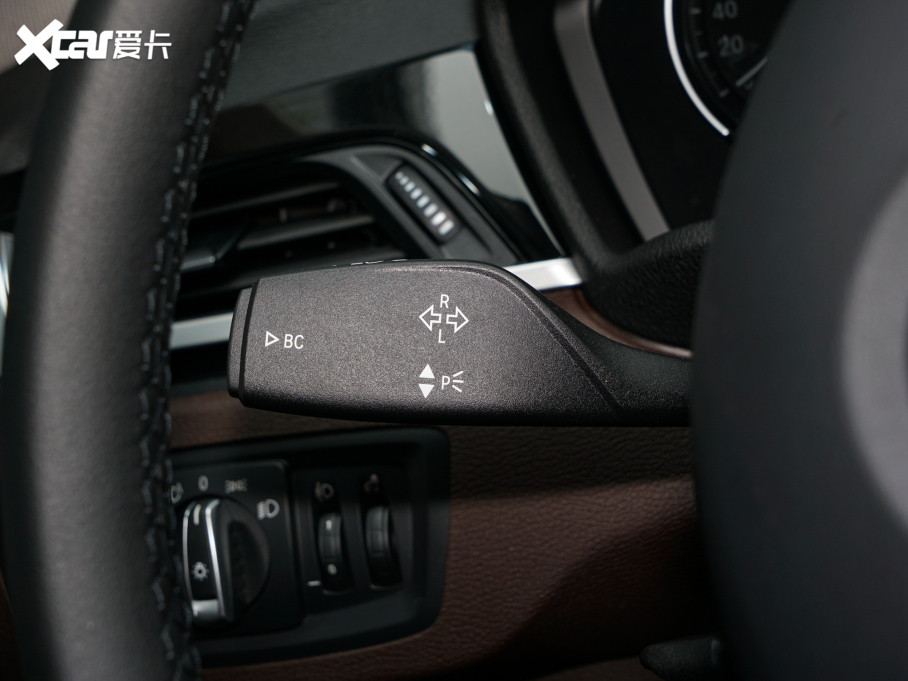 2022��RX1 sDrive20Li �r����