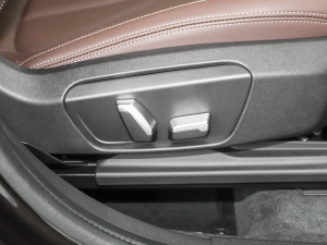 2022sDrive25Li I(lng) g