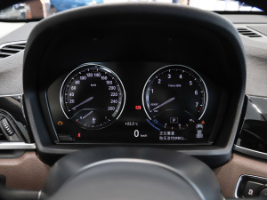 2022款sDrive25Li 领先型 仪表