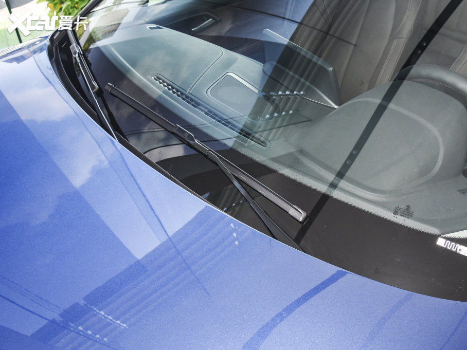 2022��R1ϵ 120i M�\(y��n)��(d��ng)��ҹ��