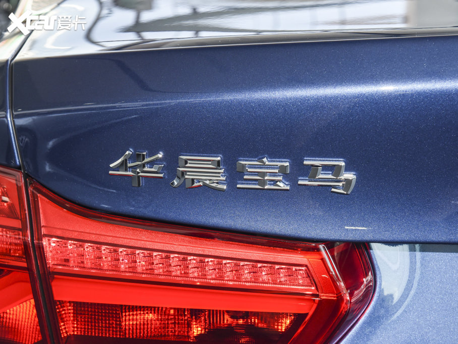 2022��R1ϵ 120i M�\����ҹ��