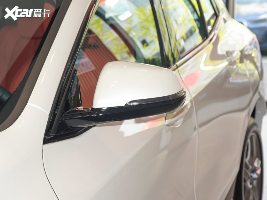 2022RX2 sDrive25i M\b