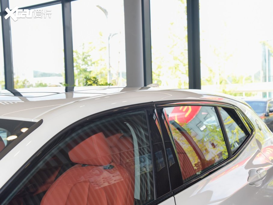 2022RX2 sDrive25i M\b