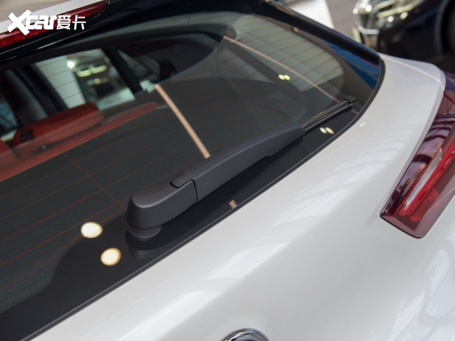 2022RX2 sDrive25i M\b