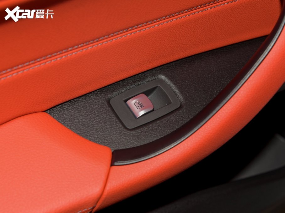 2022RX2 sDrive25i M\b