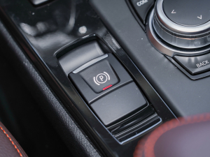 2022sDrive25i ҹ v܇Ƅ