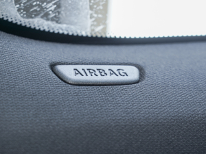 2022sDrive25i ҹ п؅^