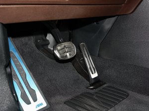 2022xDrive25i ҹ п؅^