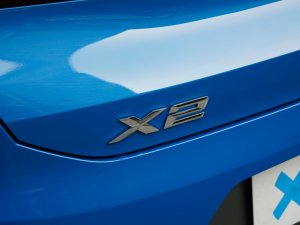 2022sDrive25i MԽҰb (ji)^