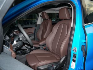 2022款sDrive25i M越野套装 主驾驶座椅