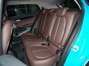 2022款sDrive25i M越野套装 后排座椅