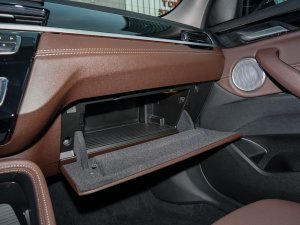 2022sDrive25i MԽҰb 