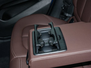 2022sDrive25i MԽҰb ֹ