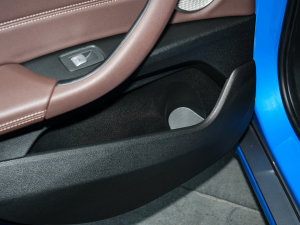 2022sDrive25i MԽҰb T(ch)g