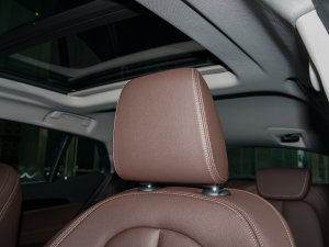 2022sDrive25i MԽҰb g