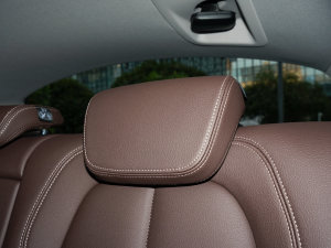 2022sDrive25i MԽҰb g