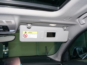 2022sDrive25i MԽҰb ꖰ壨ң