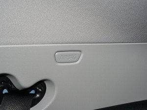 2022sDrive25i MԽҰb п؅^(q)