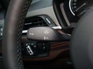 2022sDrive25i hâ п؅^(q)