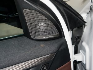 2022sDrive25i hâ п؅^(q)