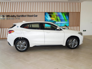 2022sDrive25i M\b ȣң