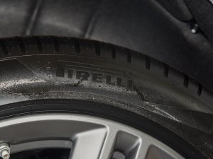 2022sDrive25i M\b ݆̥Ʒ