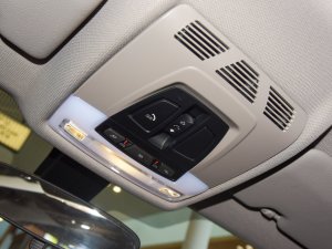 2022sDrive25i M\b п؅^