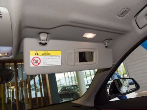 2022sDrive25i M\b ꖰ壨ң