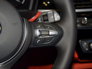 2022sDrive25i M\b п؅^