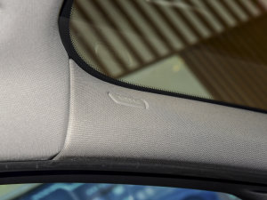 2022sDrive25i M\b п؅^