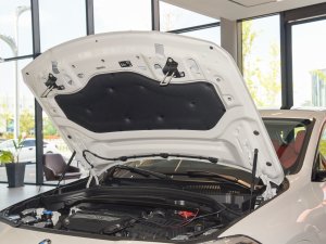 2022款sDrive25i M运动套装 发动机舱隔音棉