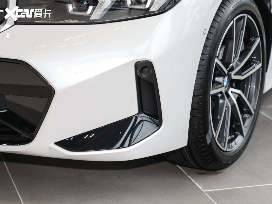 2023R3ϵ 325Li M\b