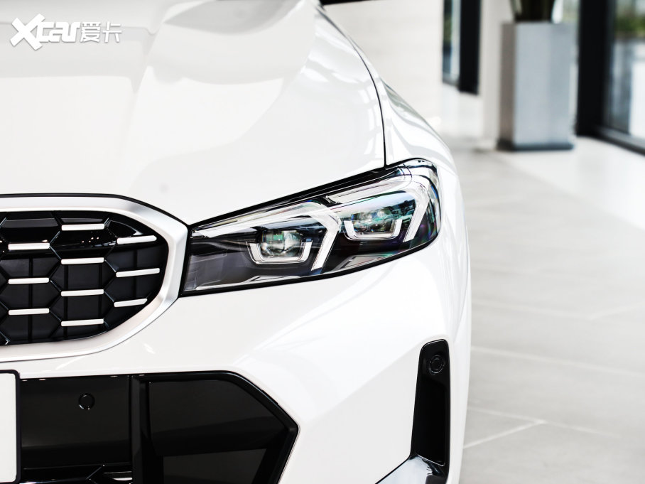 2023��R3ϵ 325Li M�\(y��n)�����b