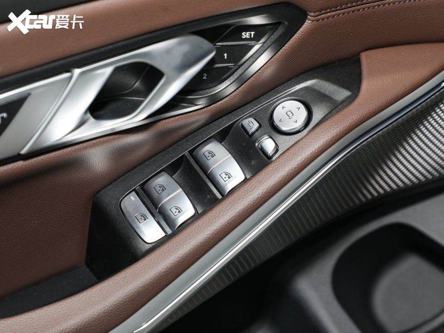 2023R3ϵ 325Li M\b