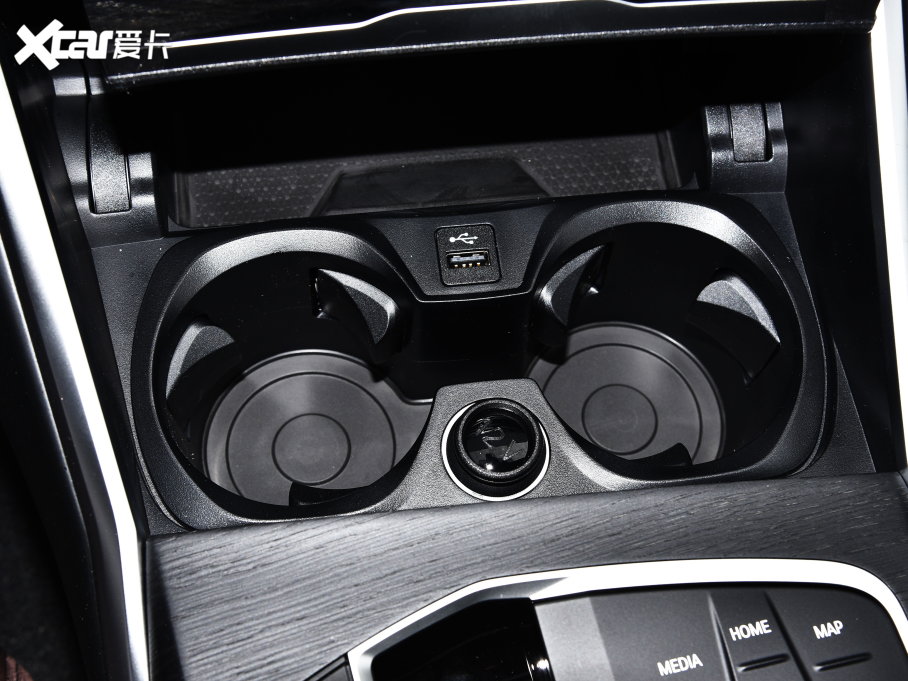 2023R3ϵ 325i M\b