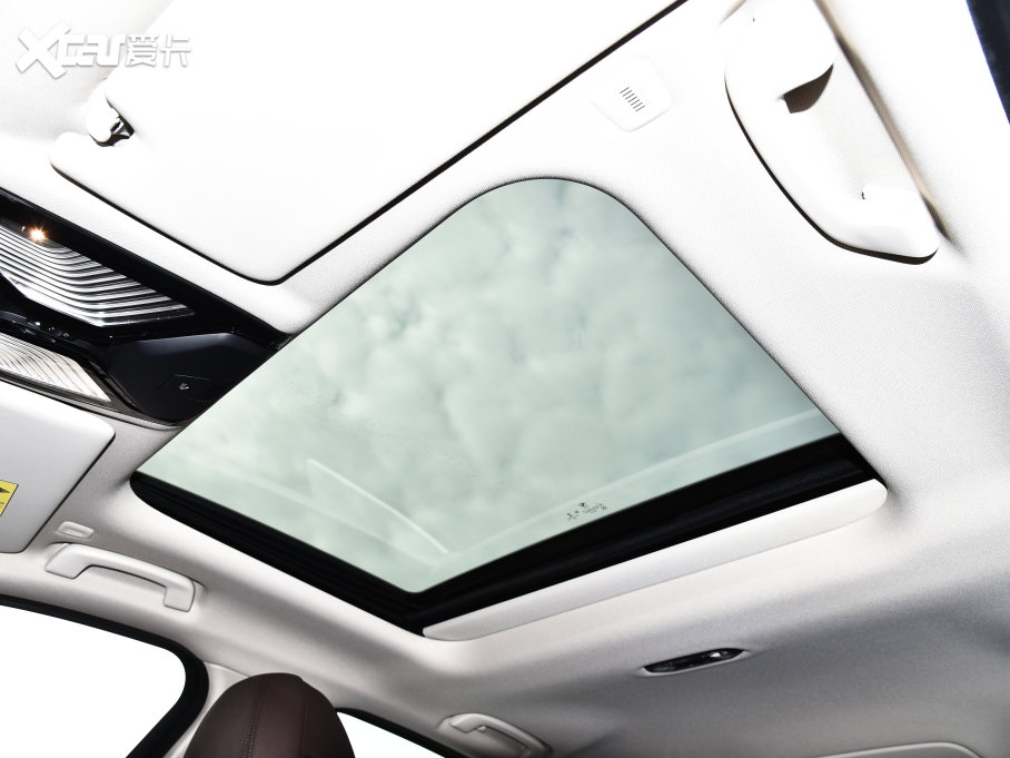 2023R3ϵ 325i M\b