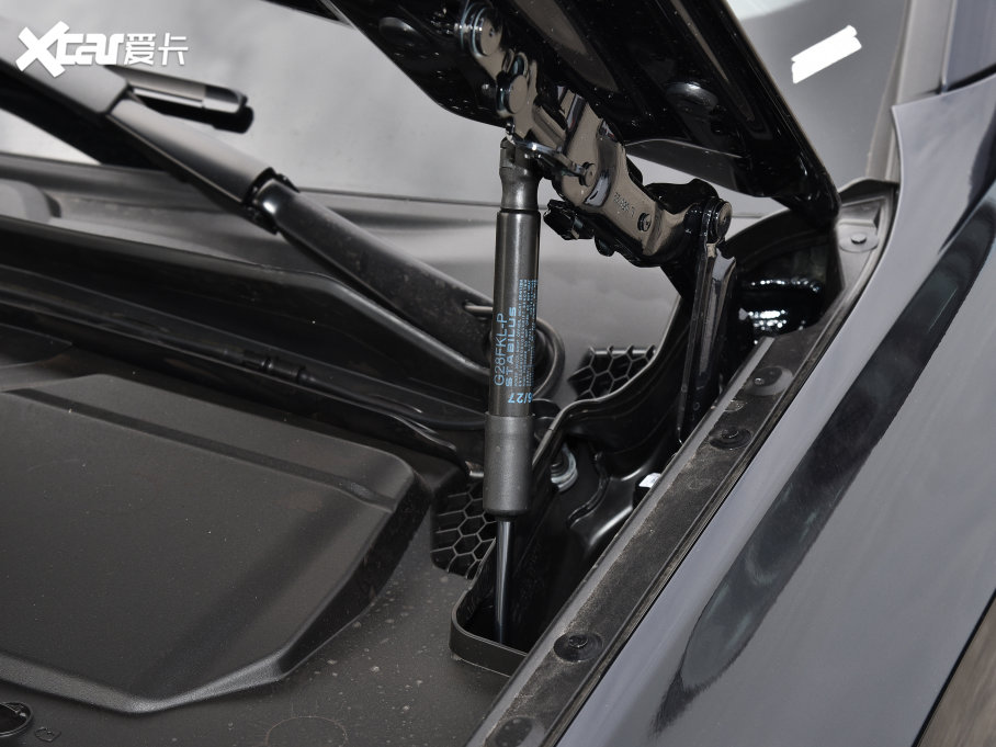 2023��R3ϵ 325i M�\�����b