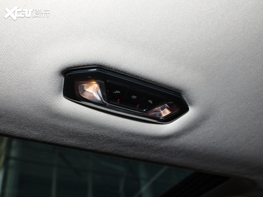 2023R3ϵ 320i M\b