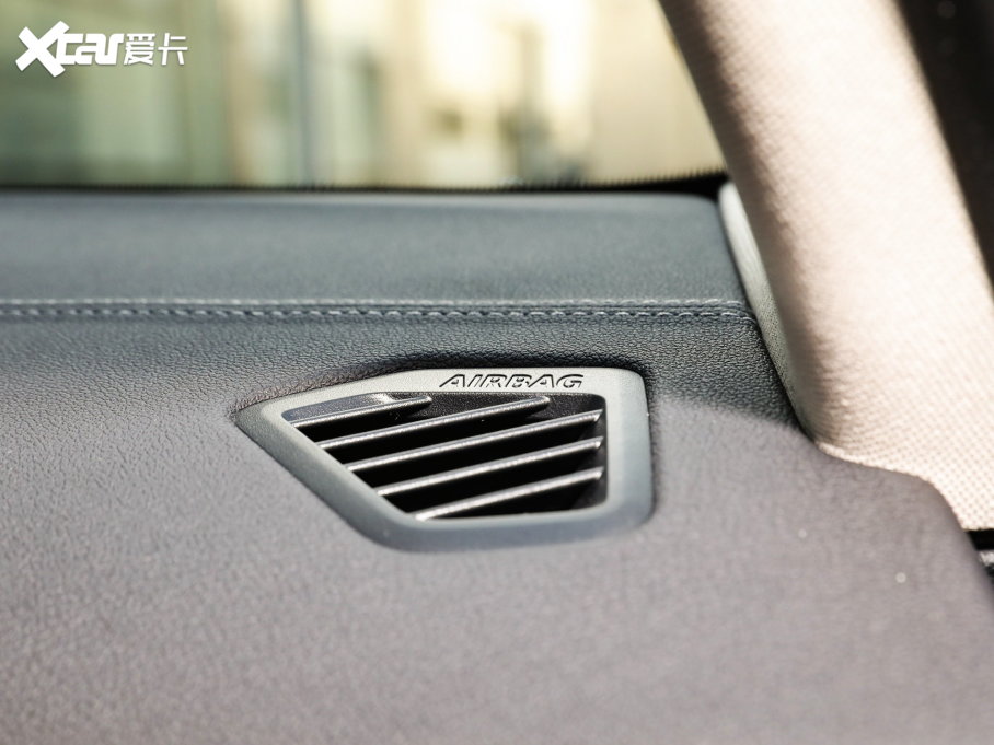 2023R3ϵ 320i M\b