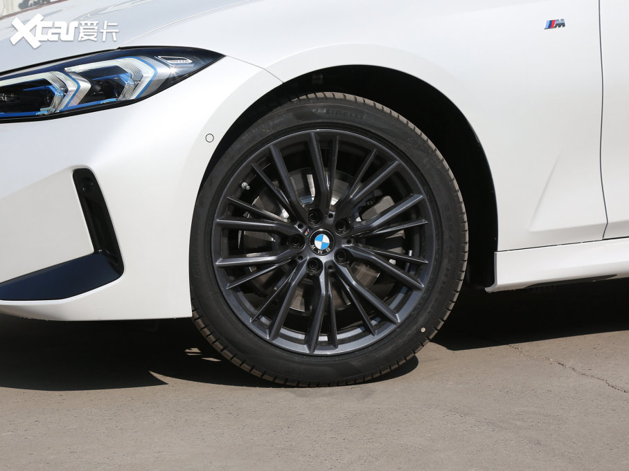 2023R3ϵ 330Li M\ҹb