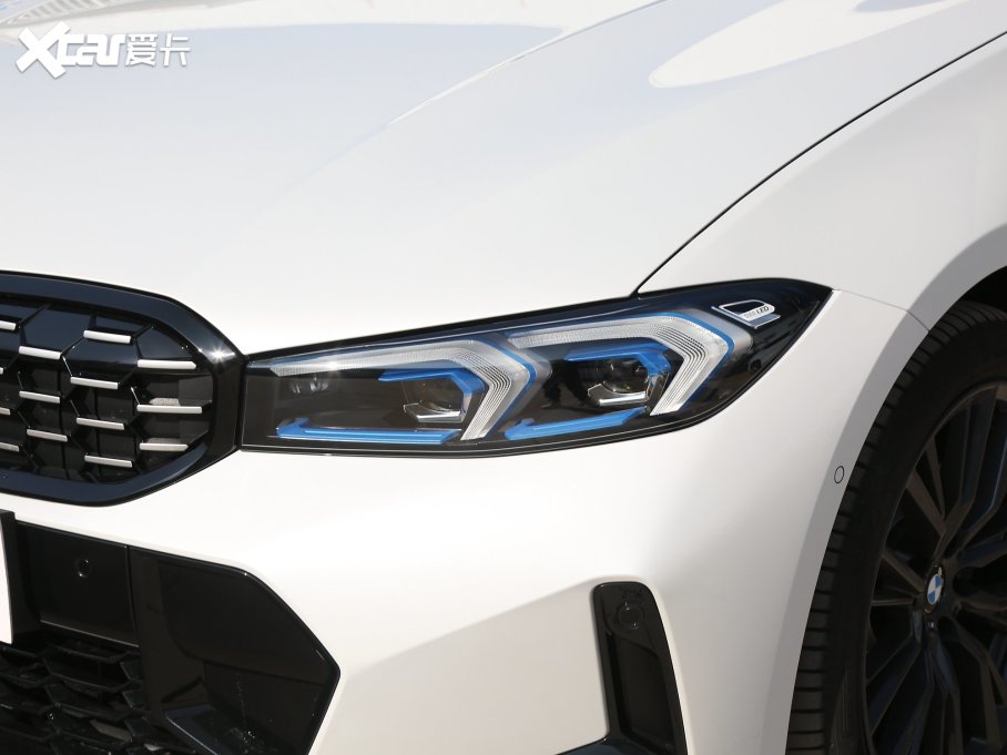 2023R3ϵ 330Li M\ҹb