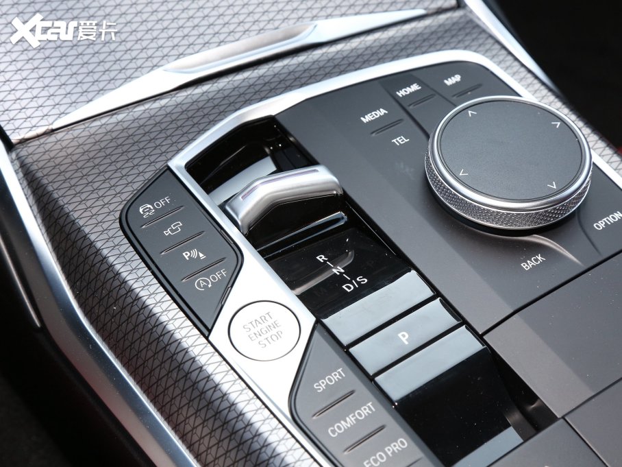 2023R3ϵ 330Li M\ҹb