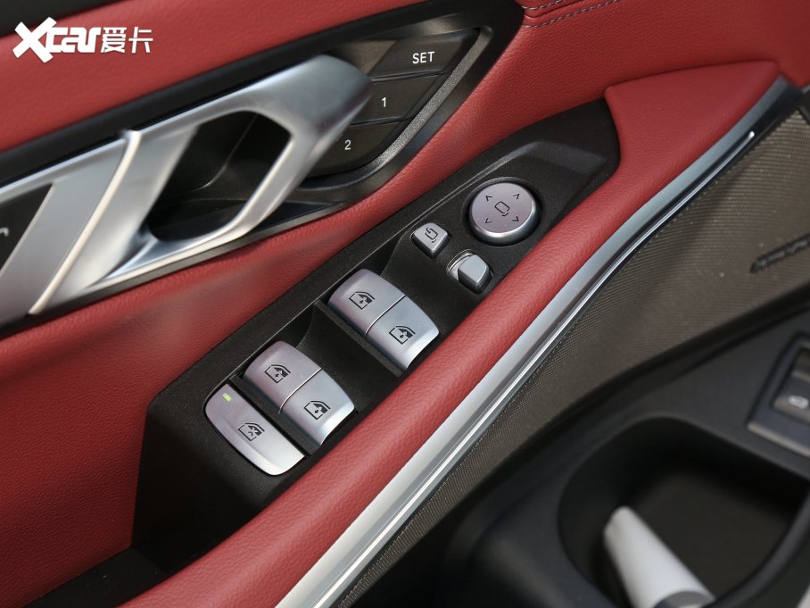 2023R3ϵ 330Li M\ҹb