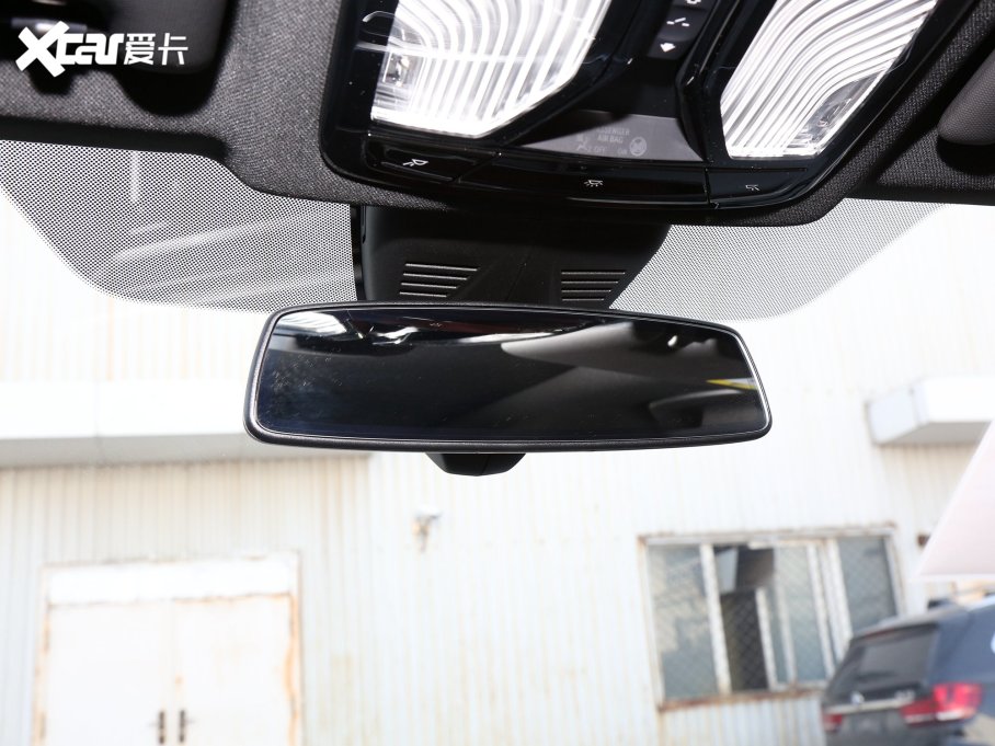 2023R3ϵ 330Li M\(yn)(dng)ҹb